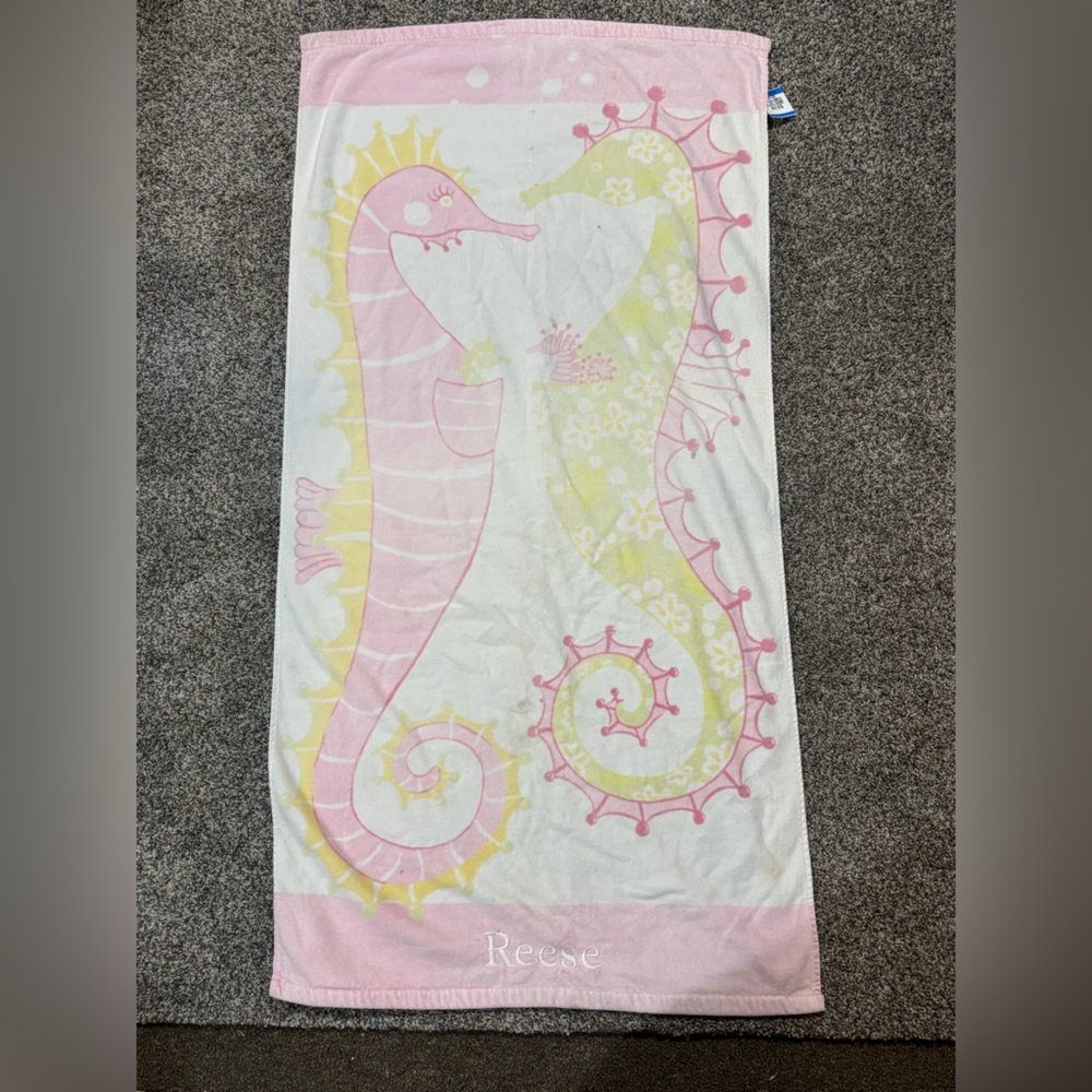 Pottery Barn Kids Reese Seahorse Beach Towel - Pink & Yellow